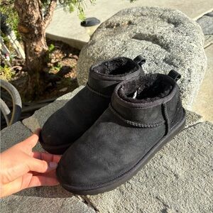 Classic Ultra Mini Ugg Boots